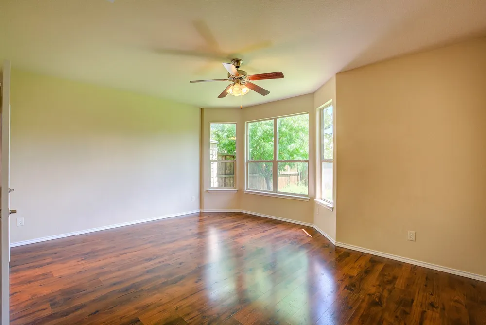 1109 Central Village Drive Denton, TX 76210