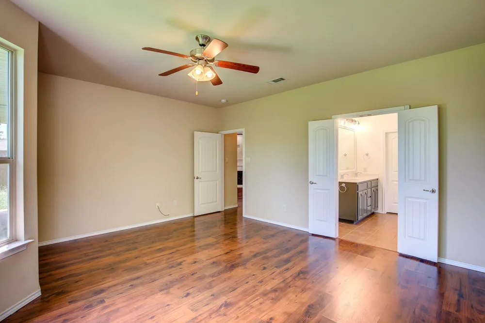 1109 Central Village Drive Denton, TX 76210