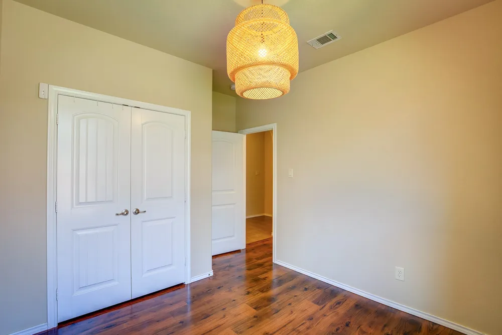 1109 Central Village Drive Denton, TX 76210