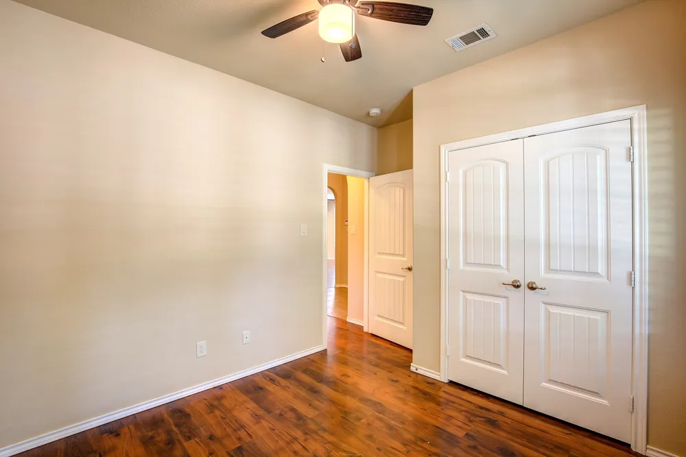 1109 Central Village Drive Denton, TX 76210
