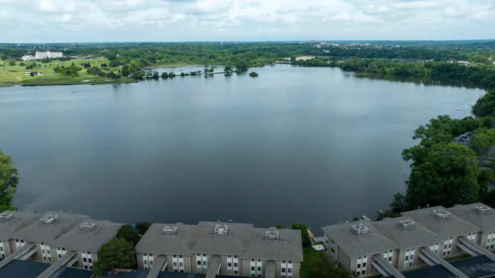 873 Cliffs Drive #105 Ypsilanti, MI 48198