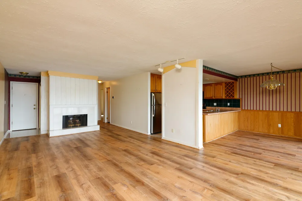 873 Cliffs Drive #105 Ypsilanti, MI 48198
