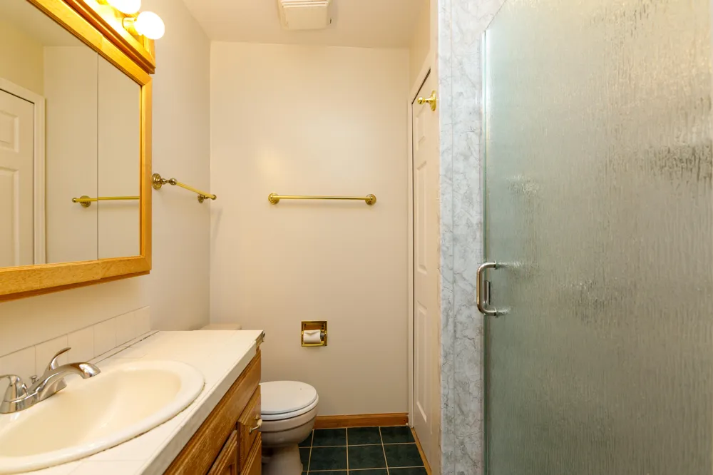 873 Cliffs Drive #105 Ypsilanti, MI 48198