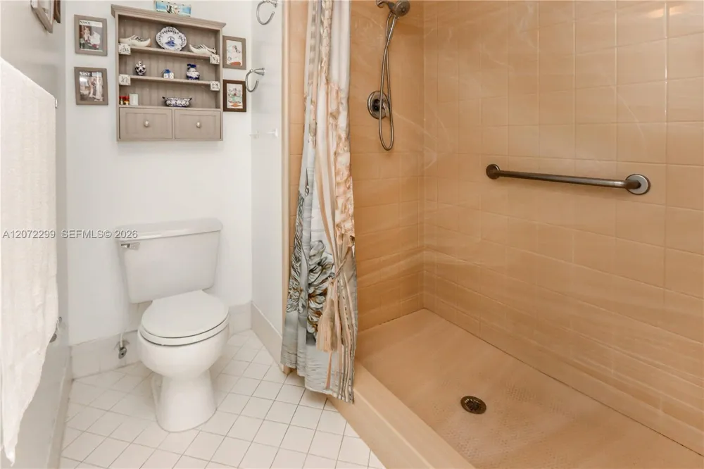 850 SW 138th Ave #408D Pembroke Pines, FL 33027