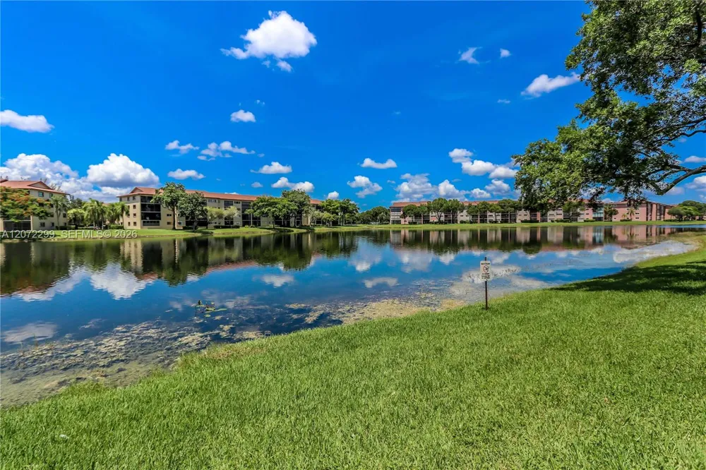 850 SW 138th Ave #408D Pembroke Pines, FL 33027