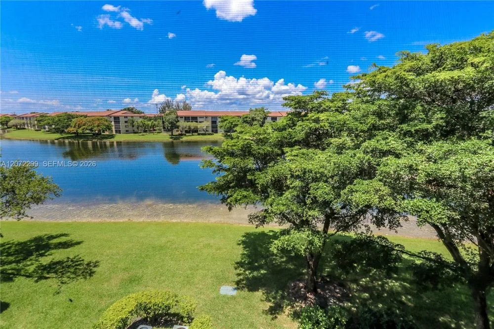 850 SW 138th Ave #408D Pembroke Pines, FL 33027