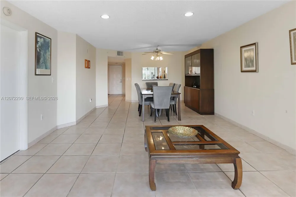 850 SW 138th Ave #408D Pembroke Pines, FL 33027
