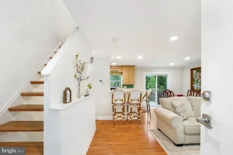 12911 WALNUT VIEW COURT