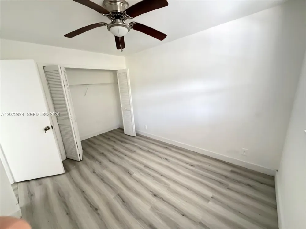 5090 SW 64th Ave #305 Davie, FL 33314