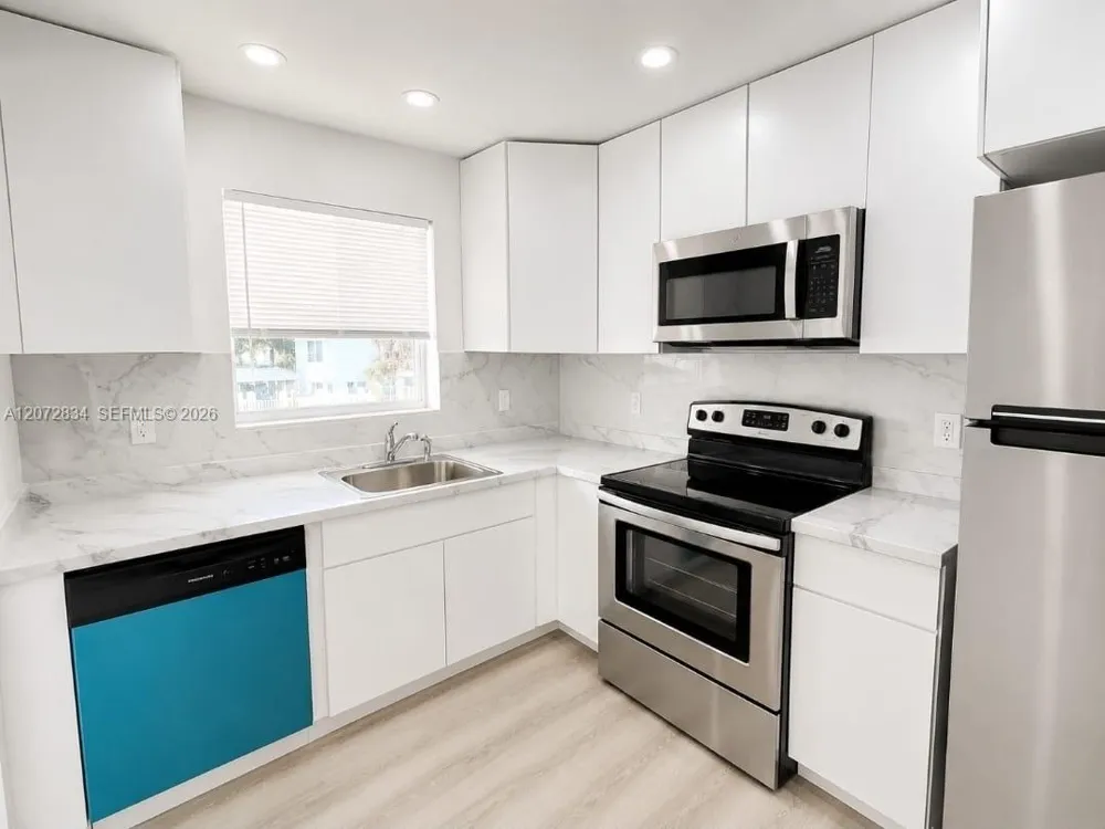 5090 SW 64th Ave #305 Davie, FL 33314