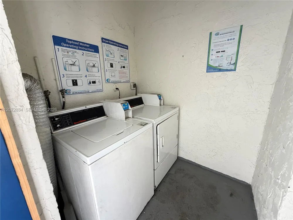 5090 SW 64th Ave #305 Davie, FL 33314