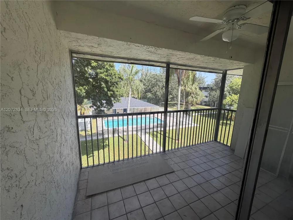 5090 SW 64th Ave #305 Davie, FL 33314