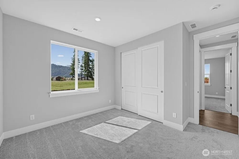 601 Barquist Lane Enumclaw, WA 98022
