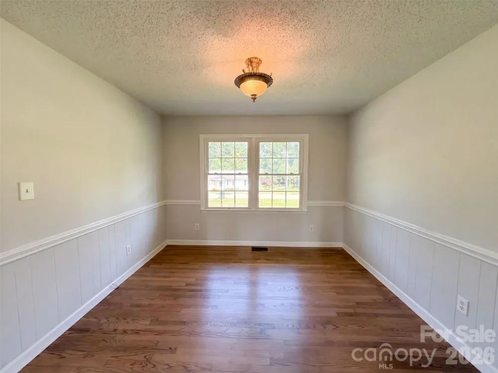 4202 Wrentree Drive Dallas, NC 28034