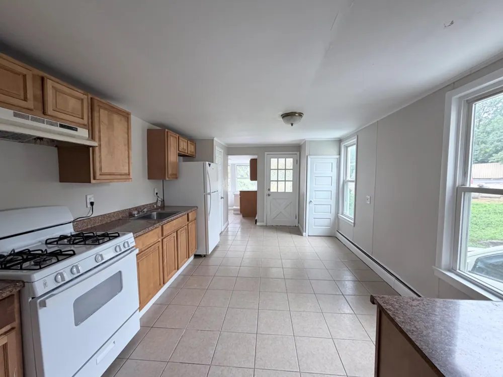 17 MADISON AVENUE Mount Holly, NJ 08060