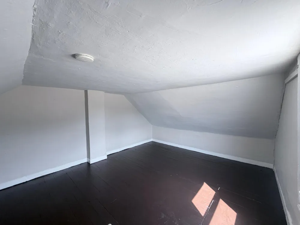 17 MADISON AVENUE Mount Holly, NJ 08060