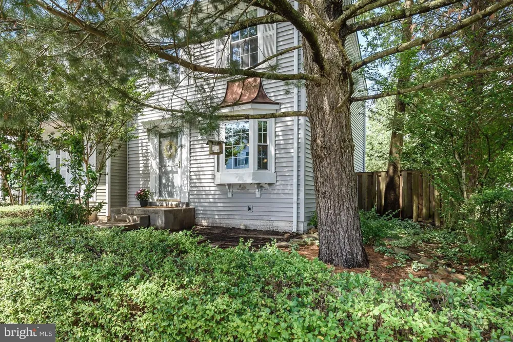 2 QUINCY COURT Sterling, VA 20165