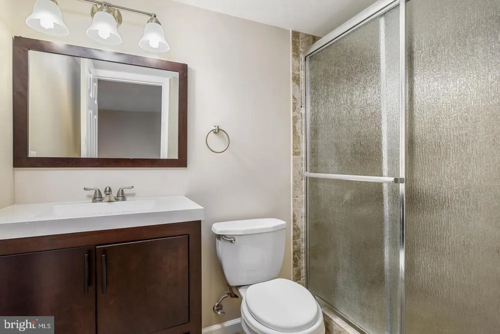 2 QUINCY COURT Sterling, VA 20165