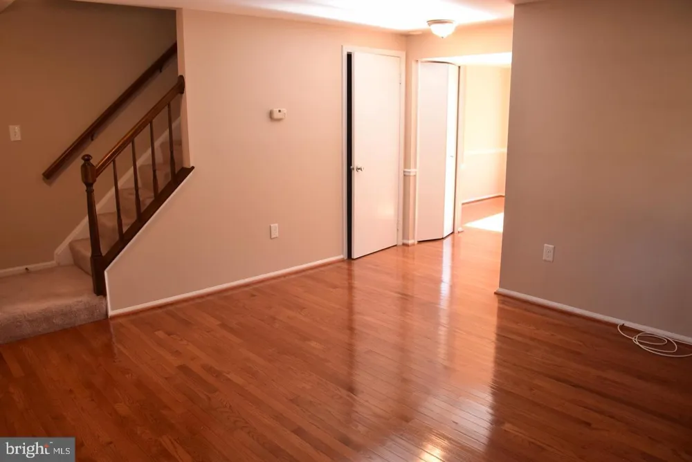 2 QUINCY COURT Sterling, VA 20165