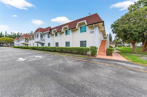 700 SE 2ND AVENUE #317
