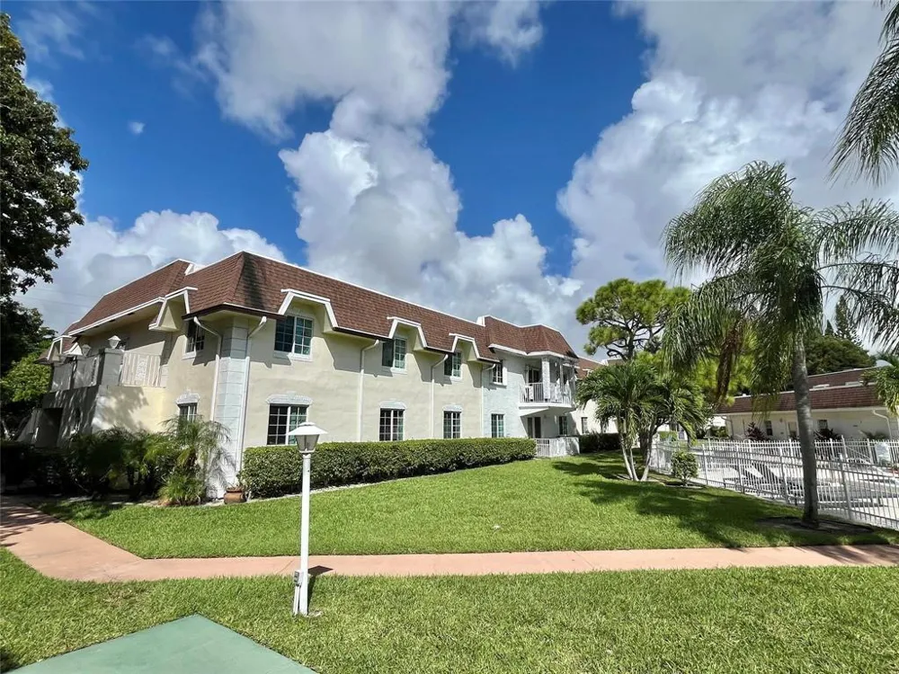 700 SE 2ND AVENUE #317 Deerfield Beach, FL 33441