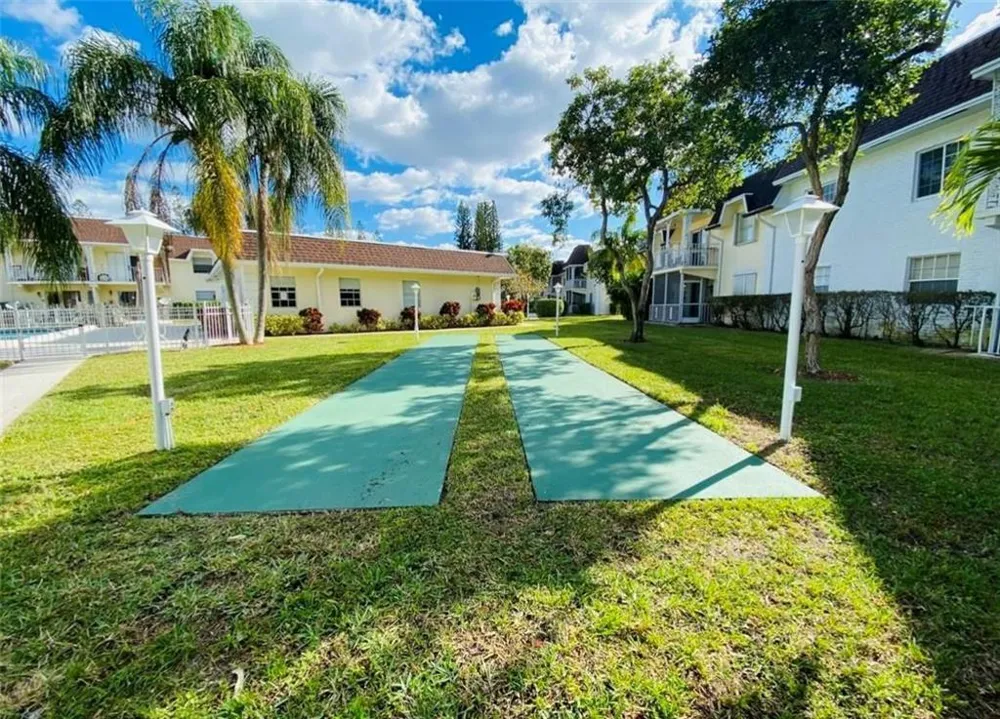 700 SE 2ND AVENUE #317 Deerfield Beach, FL 33441
