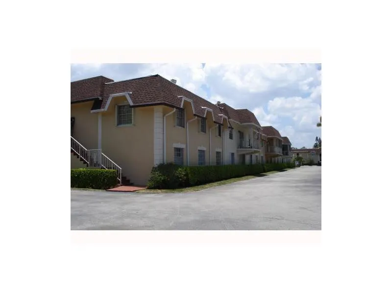700 SE 2ND AVENUE #317 Deerfield Beach, FL 33441