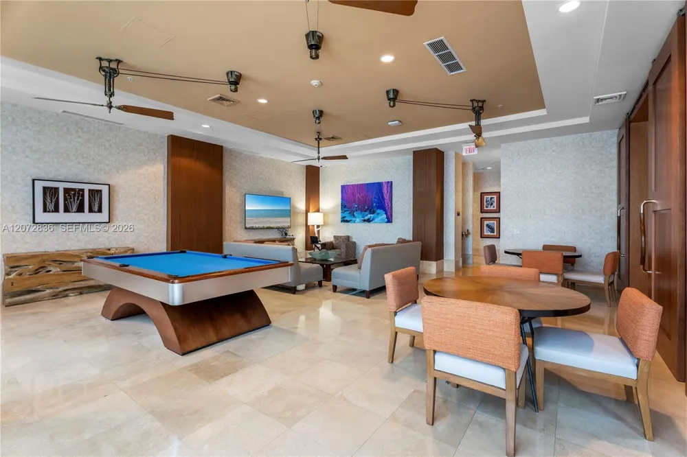 1945 S Ocean Dr #2209 Hallandale Beach, FL 33009