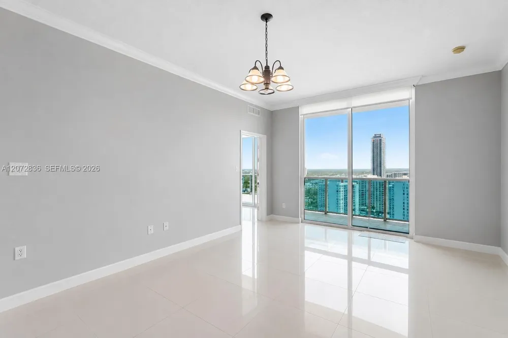 1945 S Ocean Dr #2209 Hallandale Beach, FL 33009