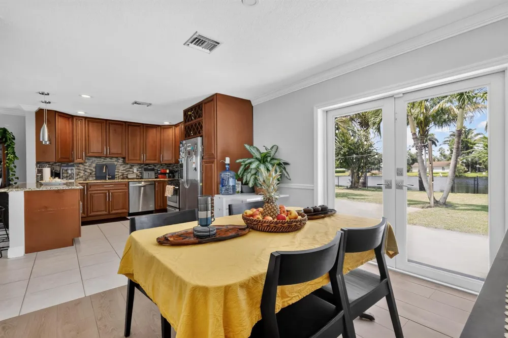 4573 Carthage Circle Lake Worth, FL 33463