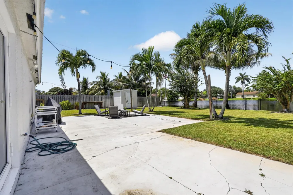 4573 Carthage Circle Lake Worth, FL 33463