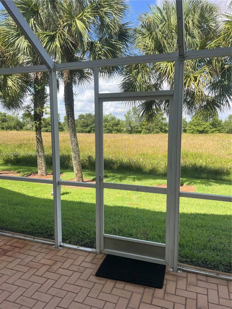2445 Pasadena Way Weston, FL 33327
