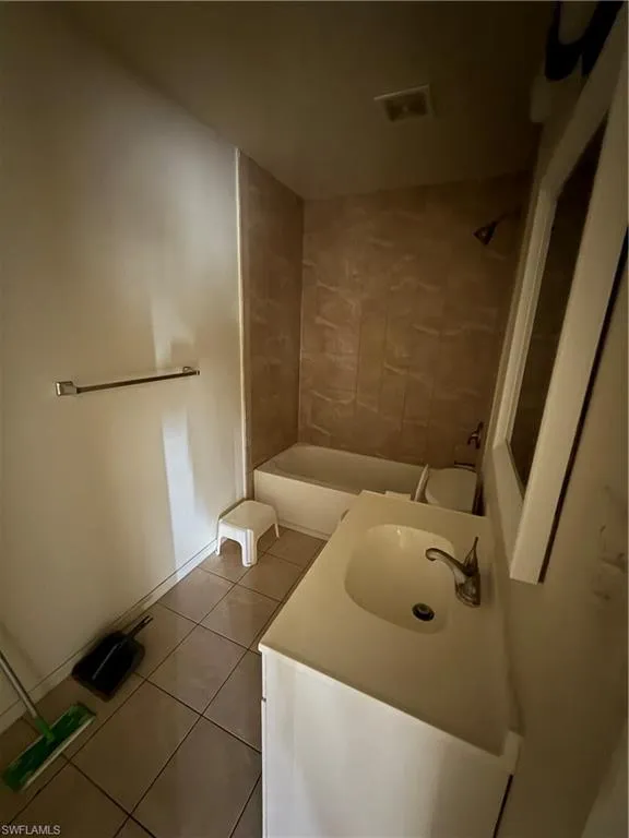 10632 Woods Circle #6 Bonita Springs, FL 34135