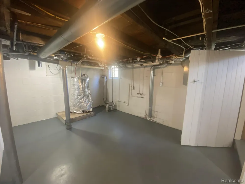 809 Stanton Street Bay City City, MI 48708