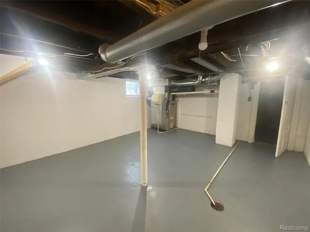 809 Stanton Street Bay City City, MI 48708