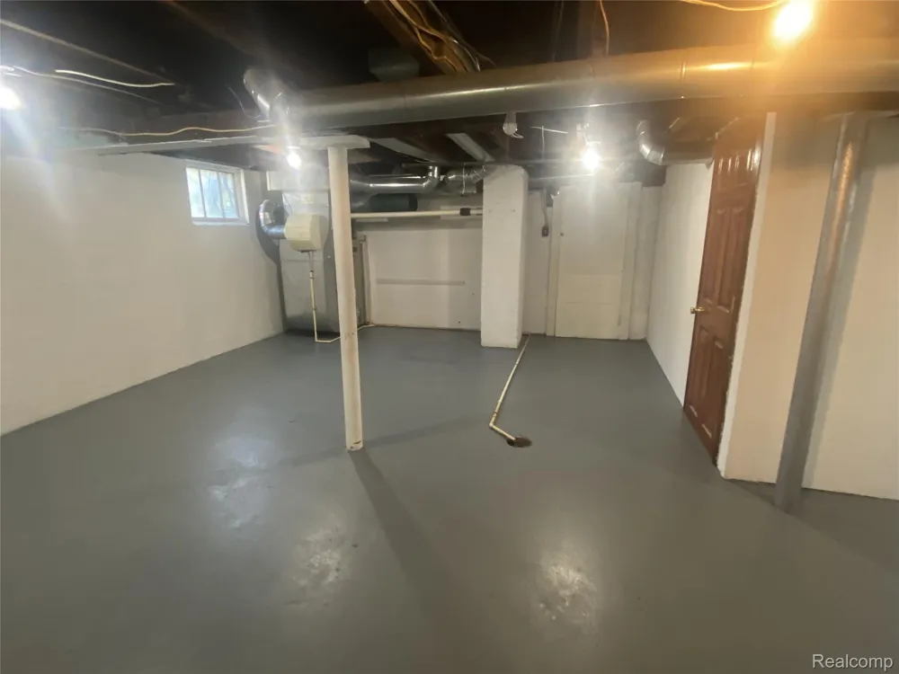 809 Stanton Street Bay City City, MI 48708