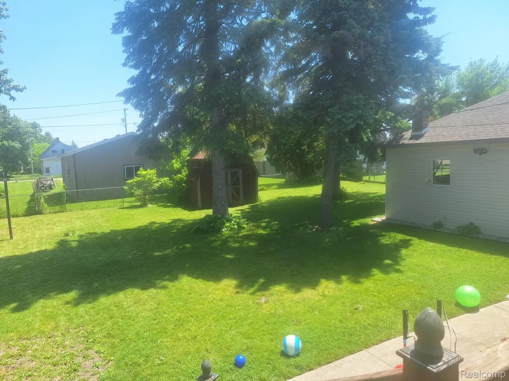 809 Stanton Street Bay City City, MI 48708