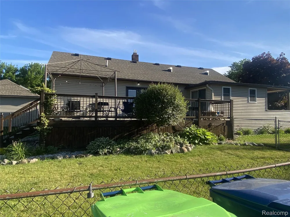 809 Stanton Street Bay City City, MI 48708