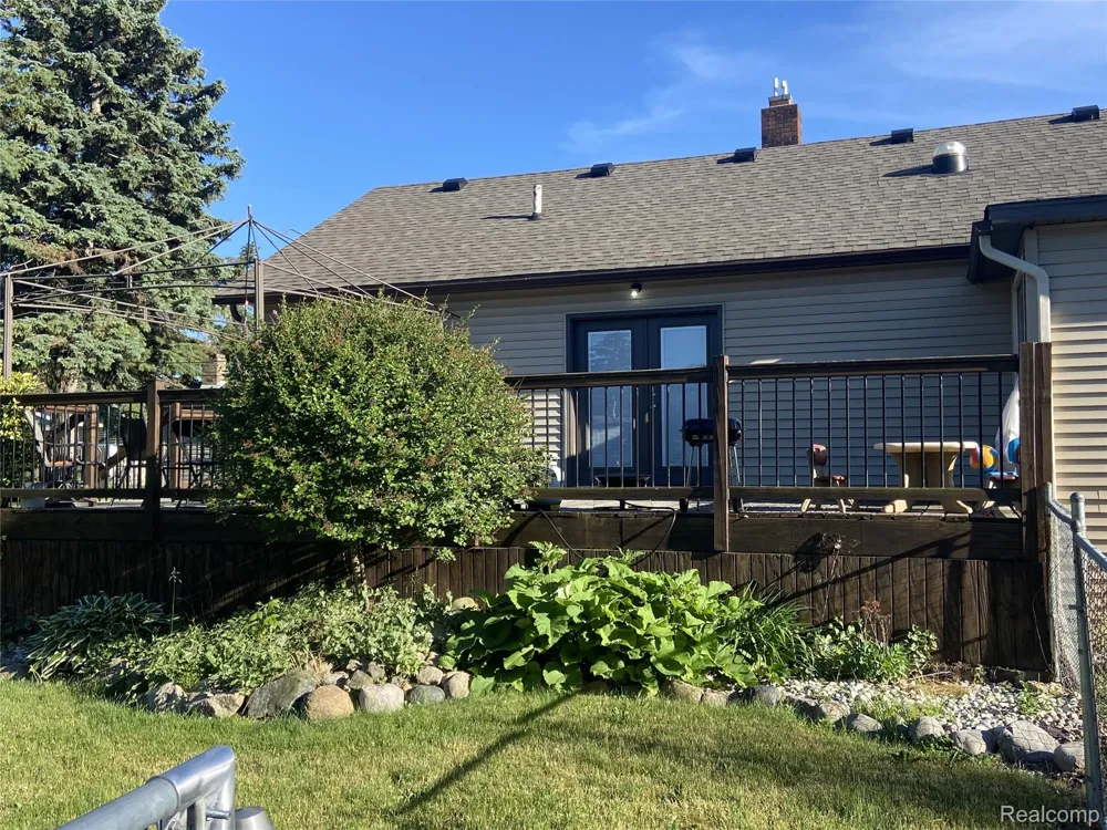 809 Stanton Street Bay City City, MI 48708