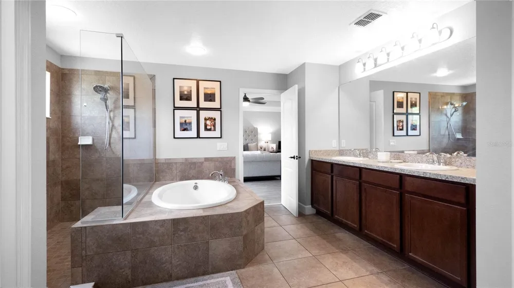 1051 WAX MYRTLE AVENUE Minneola, FL 34715