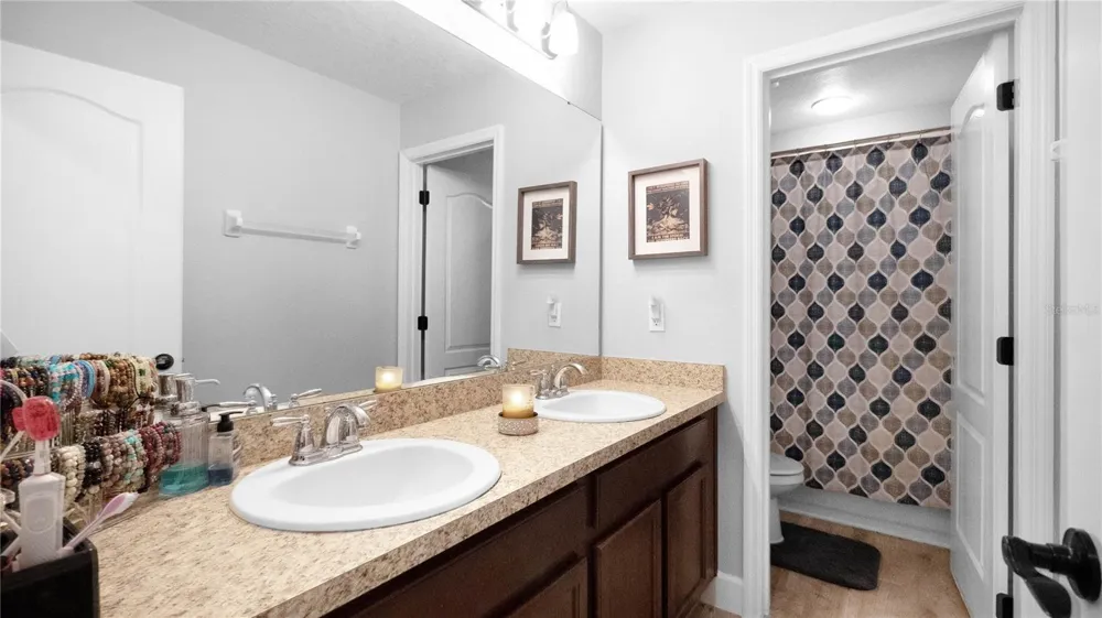 1051 WAX MYRTLE AVENUE Minneola, FL 34715