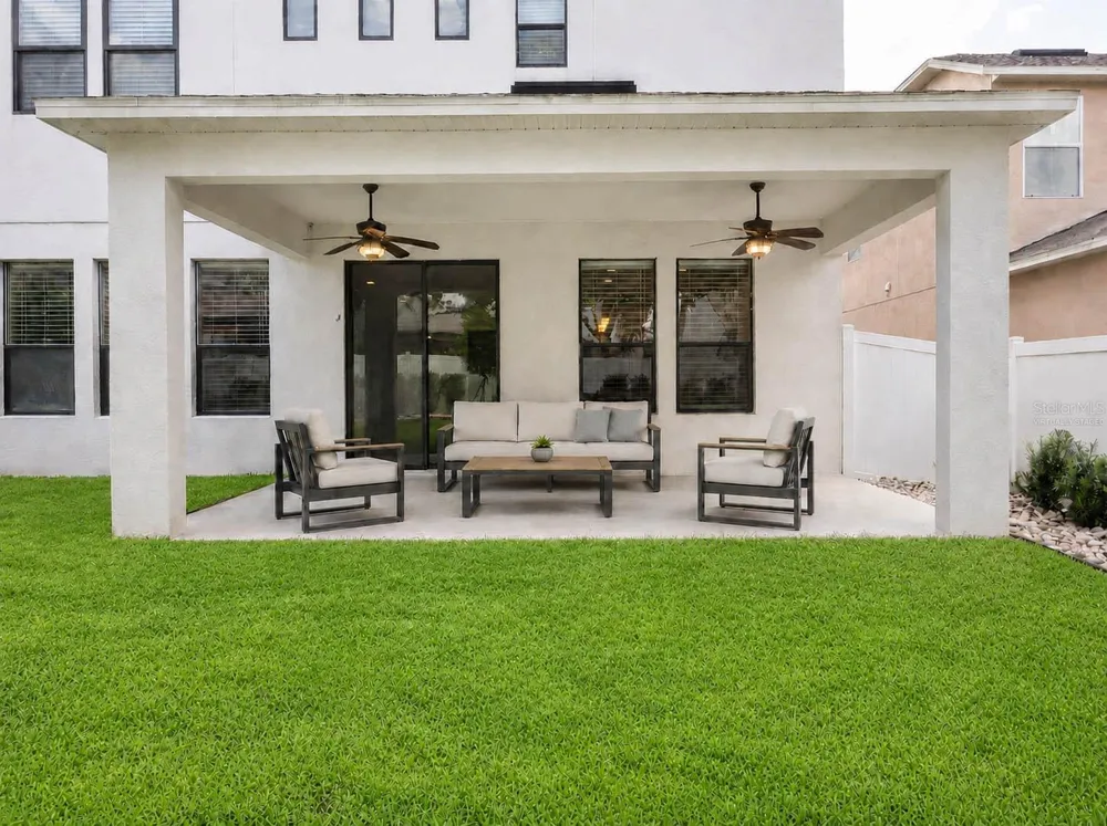 1051 WAX MYRTLE AVENUE Minneola, FL 34715