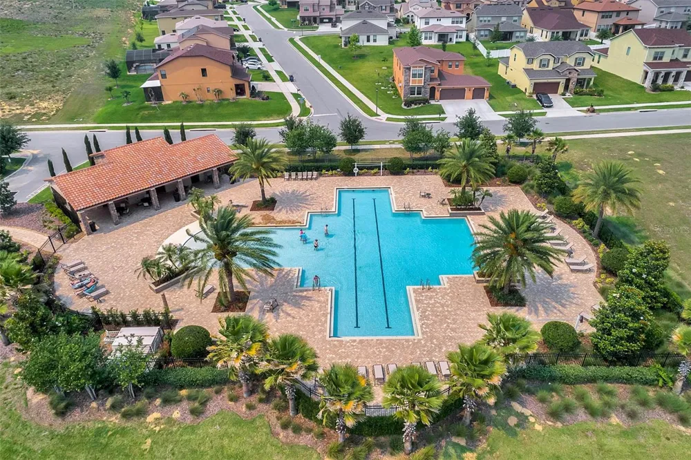 1051 WAX MYRTLE AVENUE Minneola, FL 34715