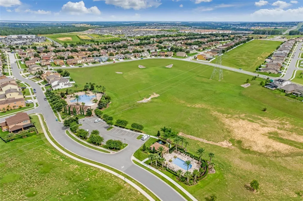 1051 WAX MYRTLE AVENUE Minneola, FL 34715