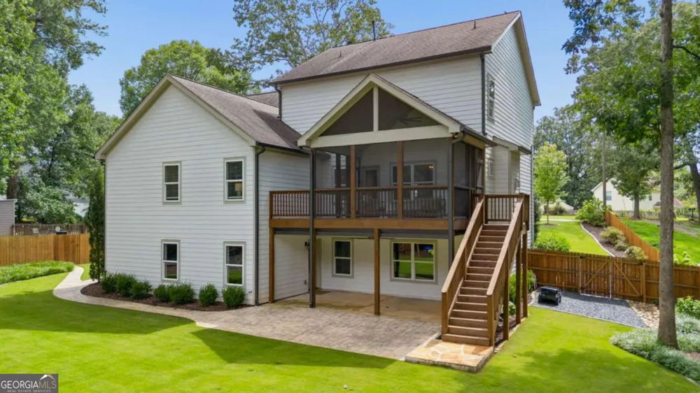 859 East AVE Scottdale, GA 30079