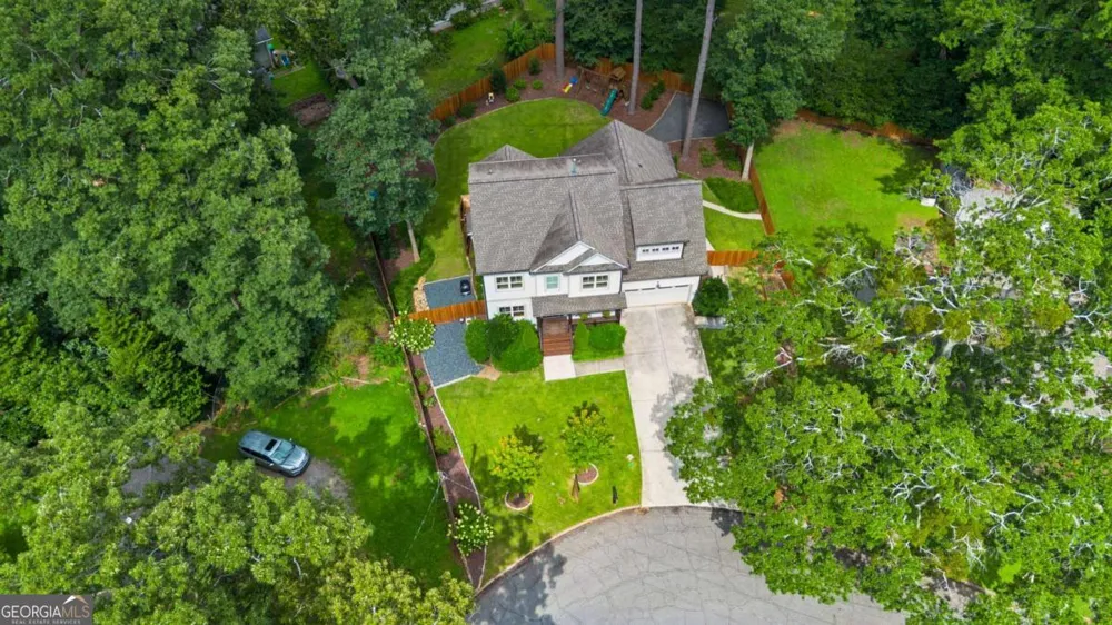 859 East AVE Scottdale, GA 30079