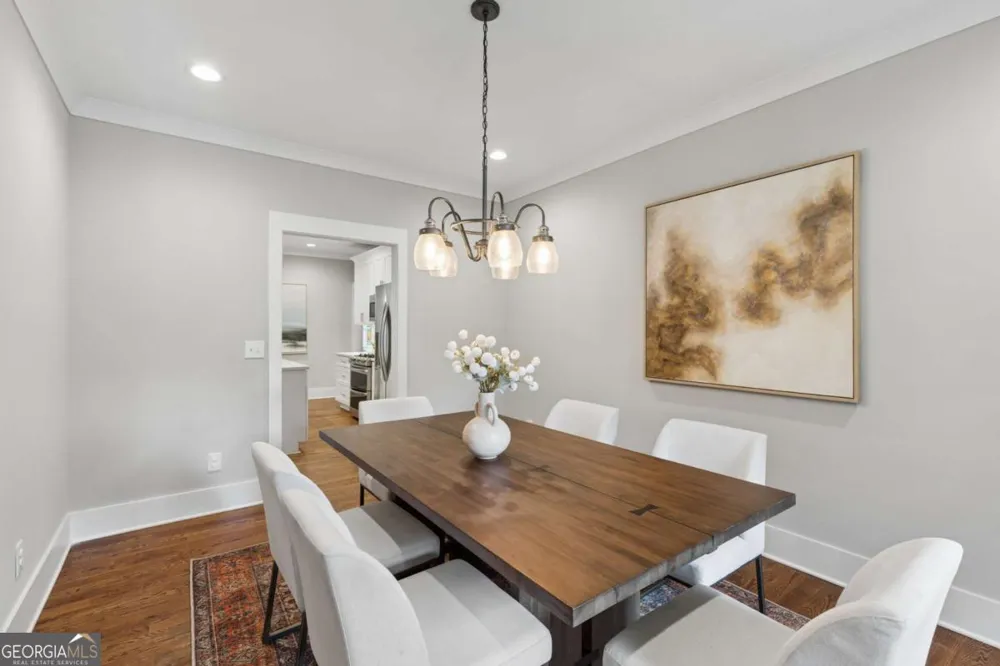 859 East AVE Scottdale, GA 30079