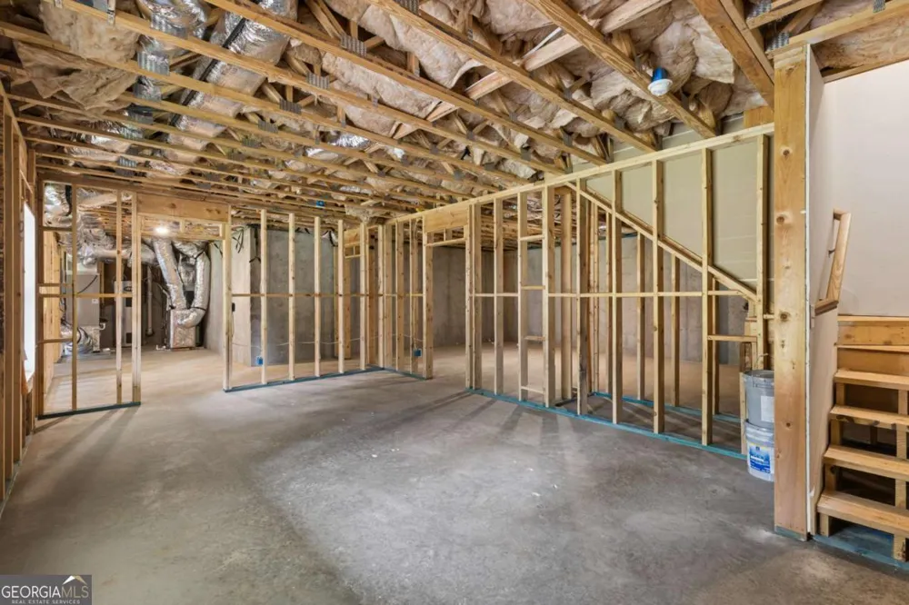 859 East AVE Scottdale, GA 30079