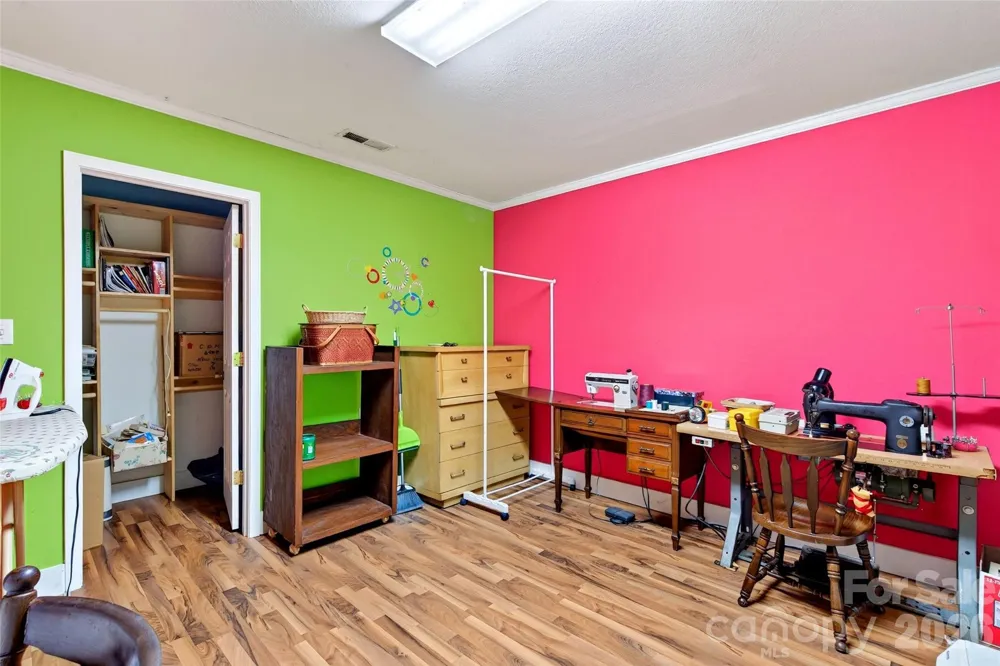 108 Shenandoah Drive Burnsville, NC 28714