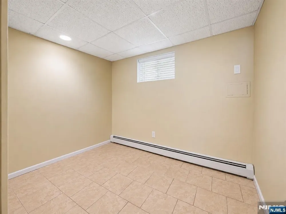 211 Walnut Avenue Bogota, NJ 07603